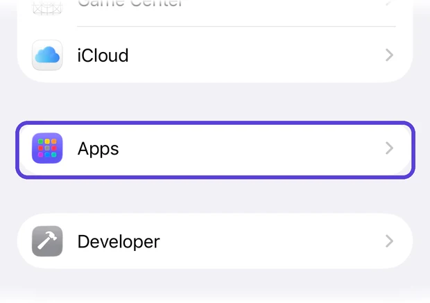 The Settings list with the Apps row highlighted